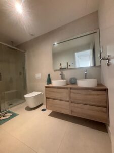 3e5a0872 3b0d 4d86 8d2a 52d3eeea6d43