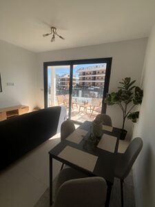 52c1dac4 a609 4e2d a847 8b8f92d392ed